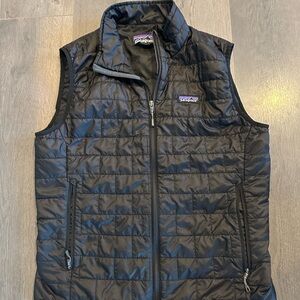 Patagonia men’s M BLK vest